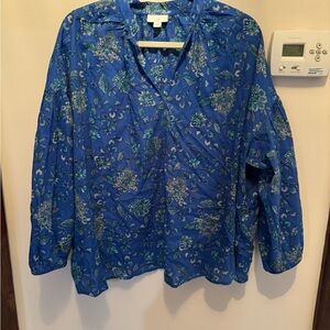 J. Jill Blue and Teal Floral Top, V neck, size Lg
